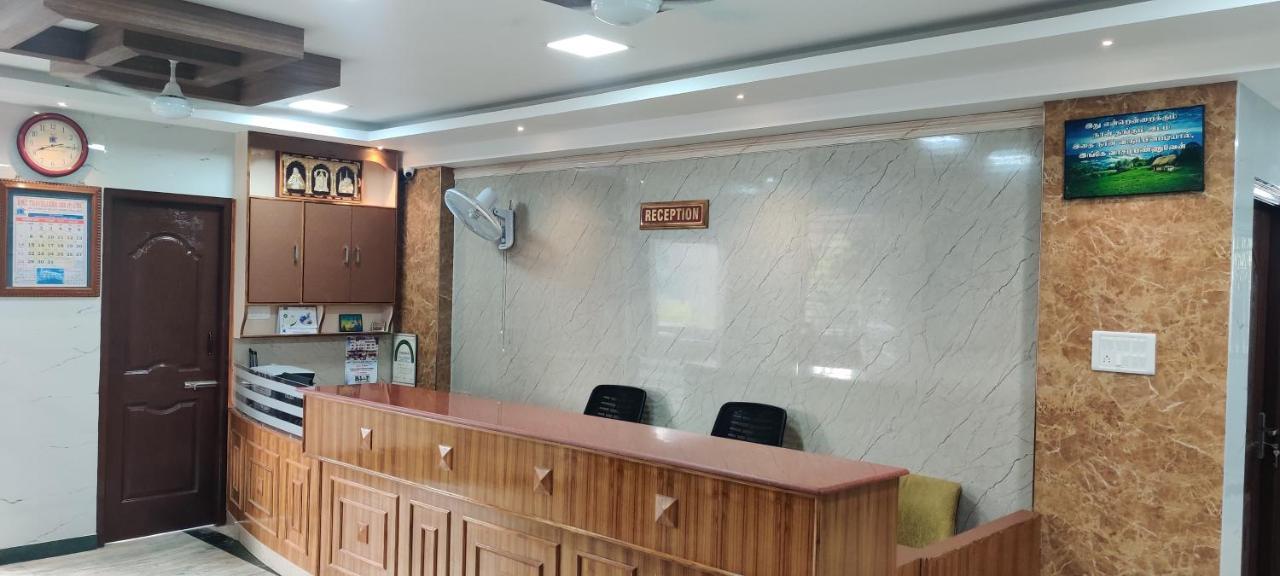 Rmc Travellers Inn 钦奈 外观 照片