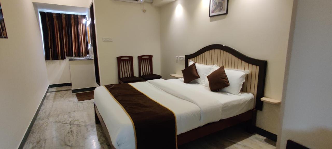 Rmc Travellers Inn 钦奈 外观 照片