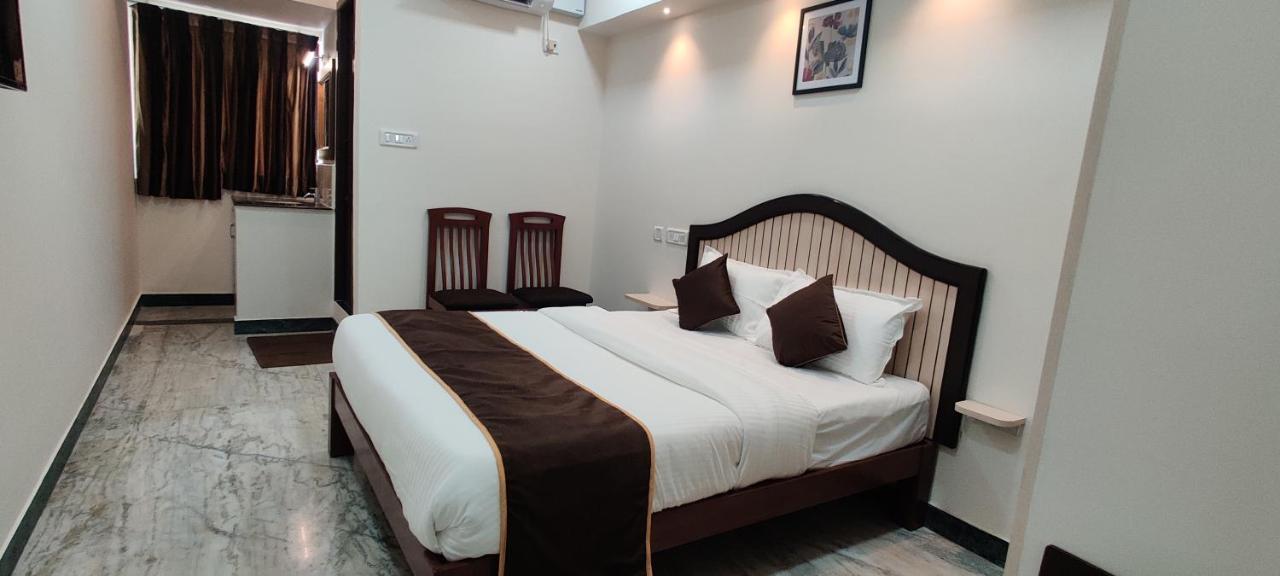Rmc Travellers Inn 钦奈 外观 照片