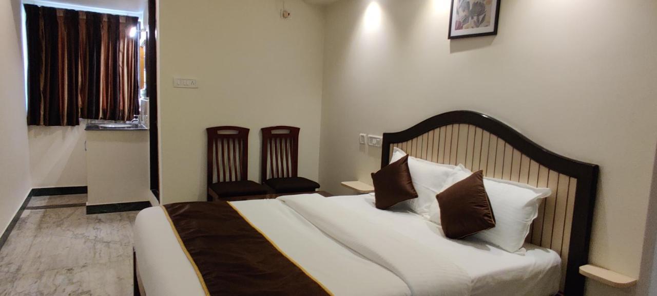 Rmc Travellers Inn 钦奈 外观 照片