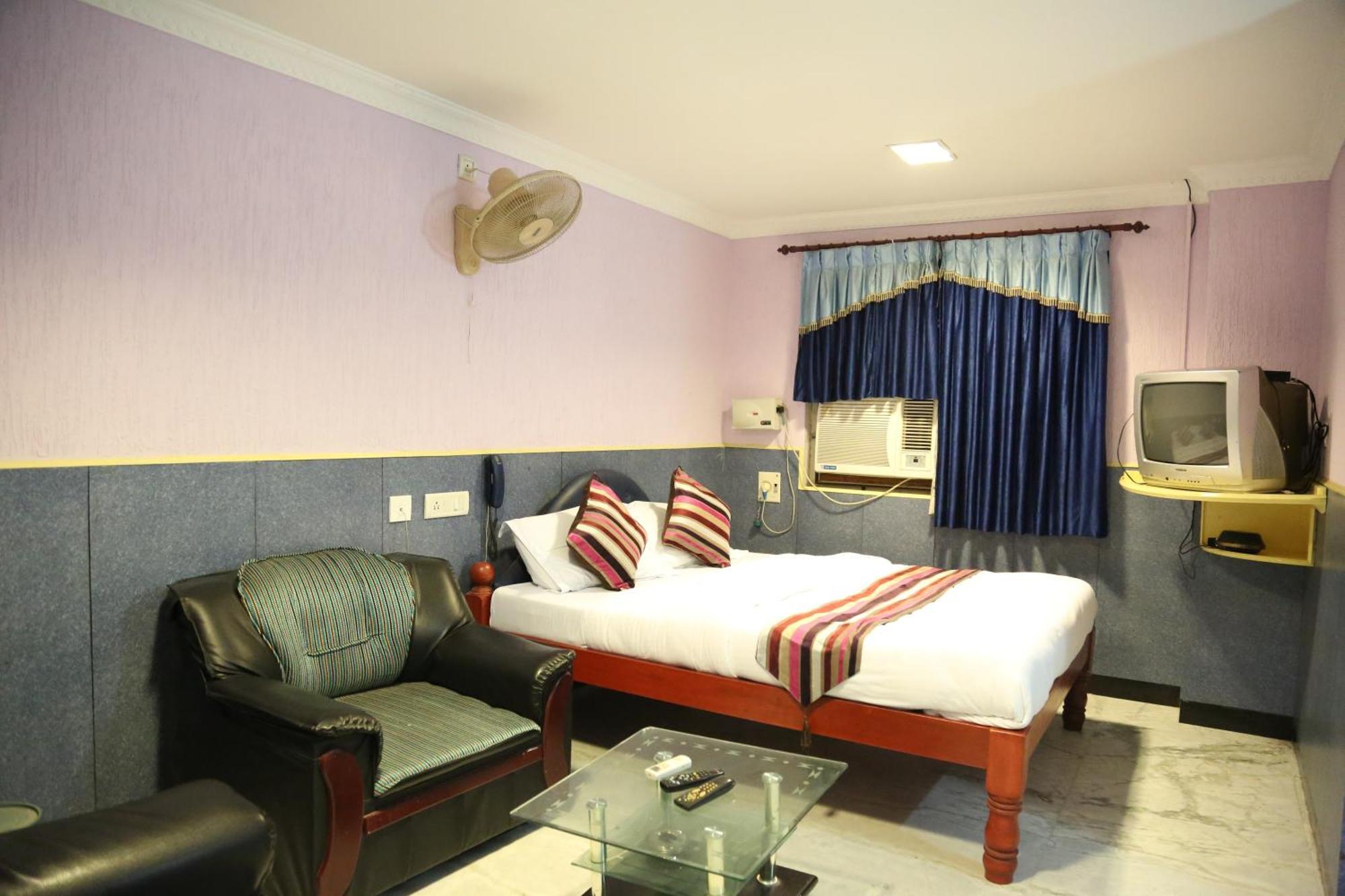 Rmc Travellers Inn 钦奈 客房 照片