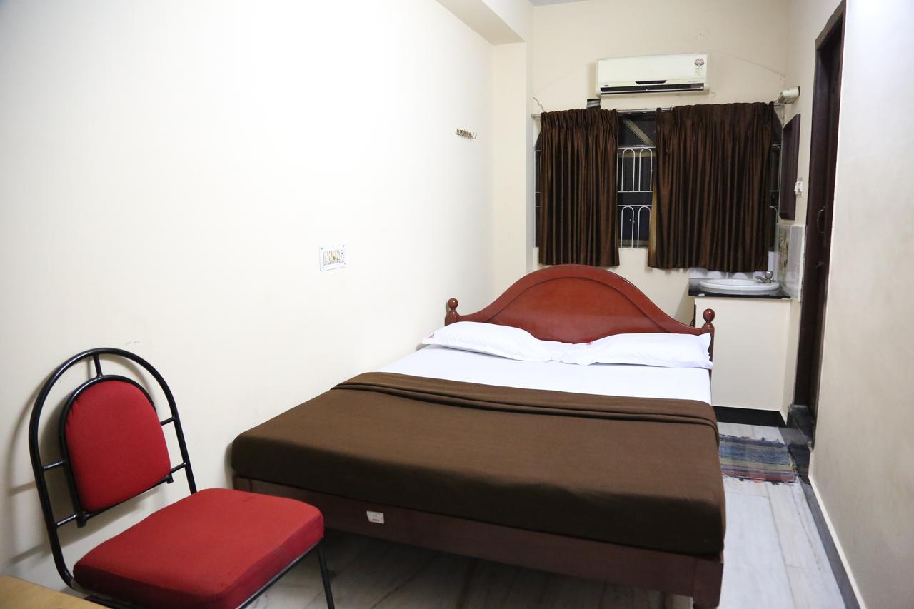 Rmc Travellers Inn 钦奈 外观 照片