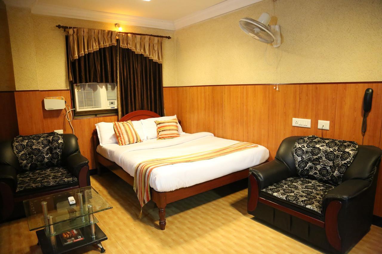 Rmc Travellers Inn 钦奈 外观 照片